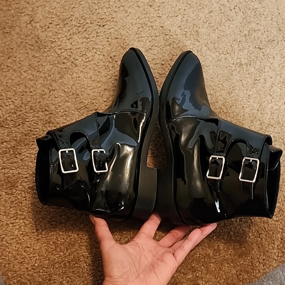 Gianvito Rossi Patent Leather Booties